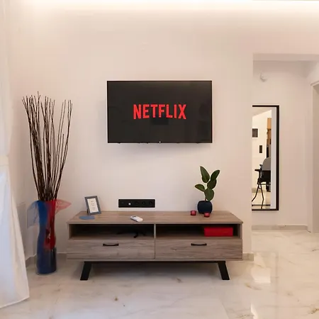 Maison Panthessa - A Luxury Boutique Experience *